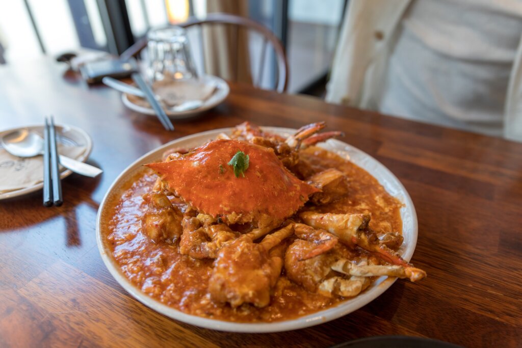 Chilli crab is one of the signature dish of Singapore, often find a hawker centre's stalls