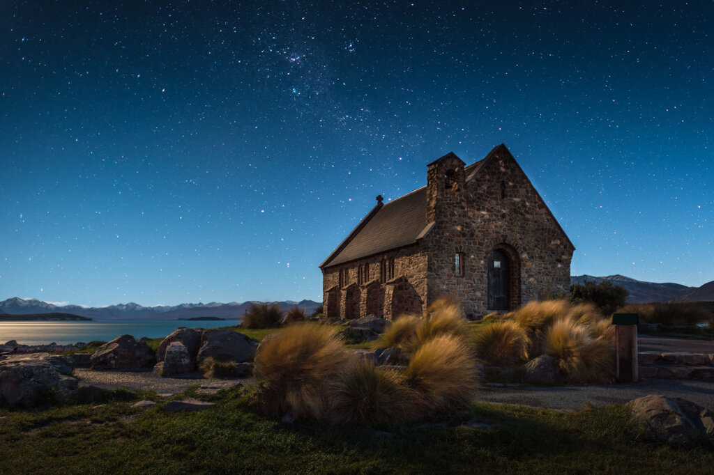 The Church of the Good Shepherd on Lake Tekapo is one of the top places for stargazing in New Zealand